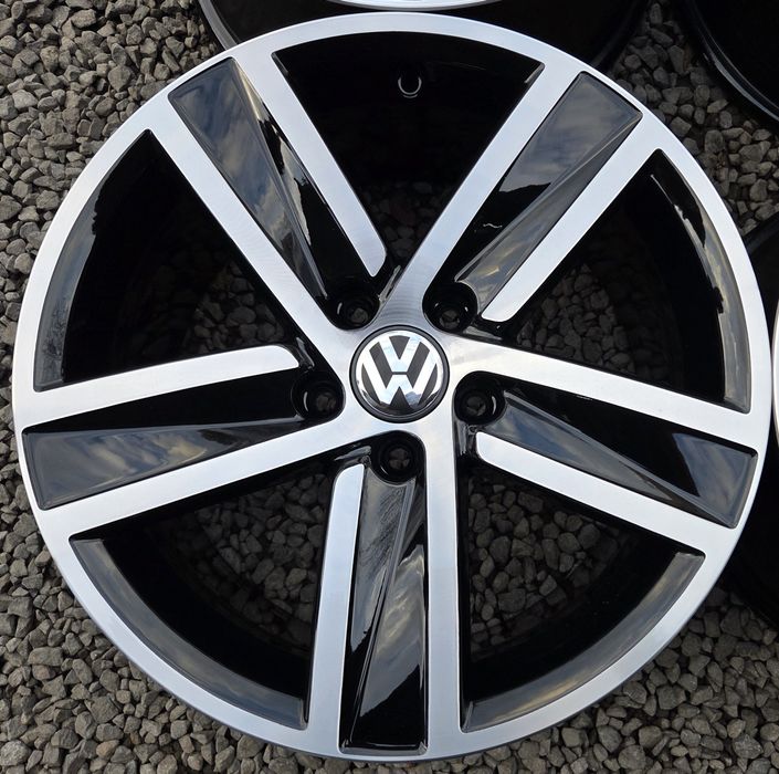 5 112 R17 Volkswagen Golf Tiguan Passat CC Touran