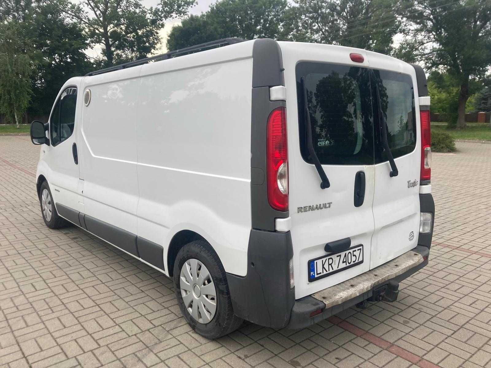 Renault Trafic 2.0 Benzyna +gaz lpg Long L2H1 klima