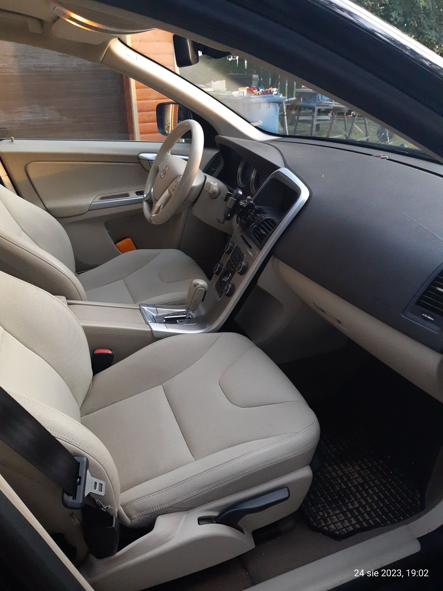 Volvo XC 60 D5 automat 4WD