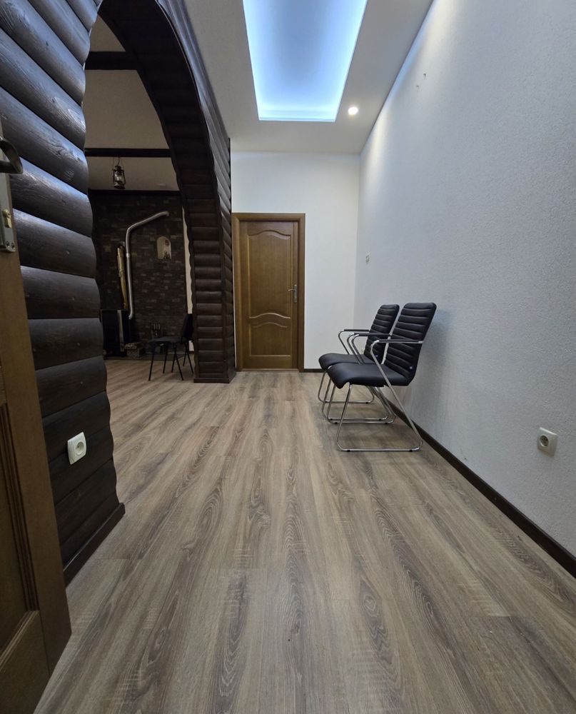 Продам 2х квартиру центр метро Исторический Музей