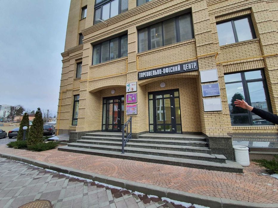 Продам  помещение .40м2 .Центр. Ирпень.ЖК Центральный.