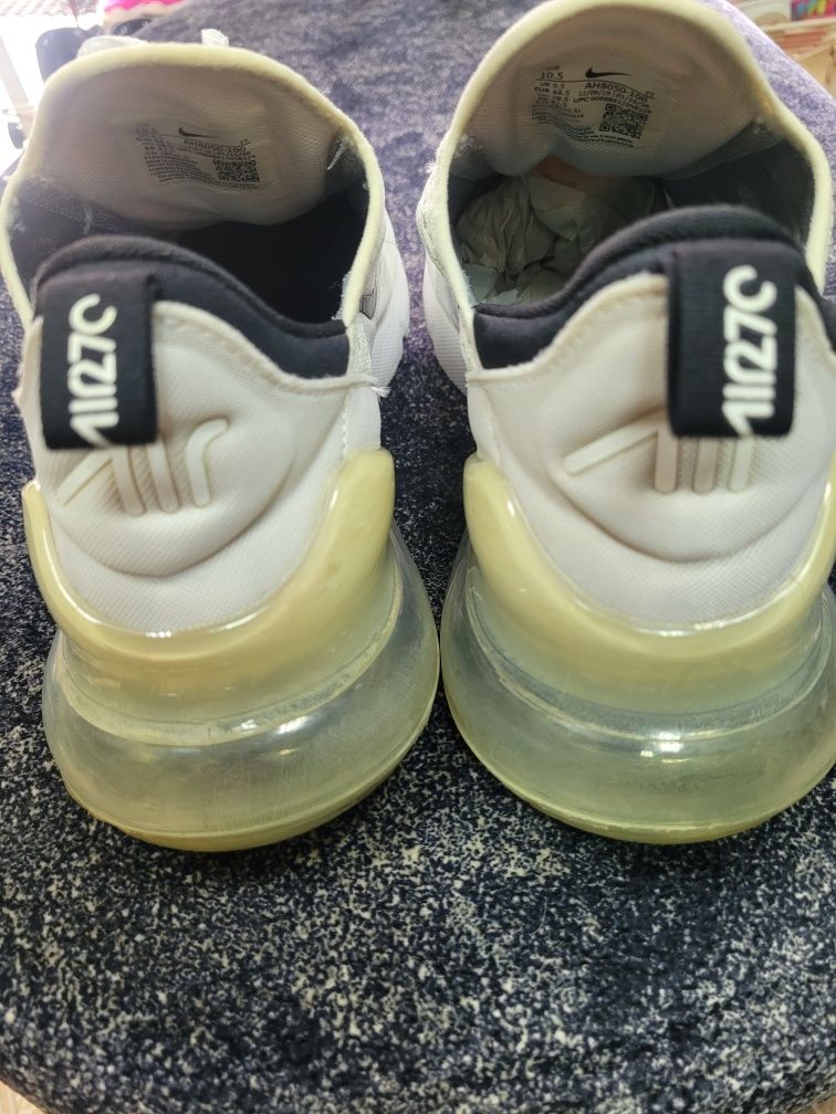 Чоловічі кросівки Nike Air Max 270