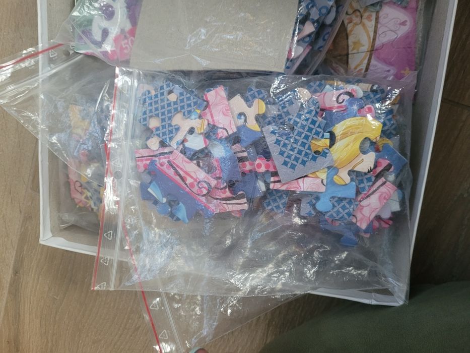 Puzzle dziewczynka 4+ mix puzzli Arielka, Jaśmina, Bella, Kopciuszek