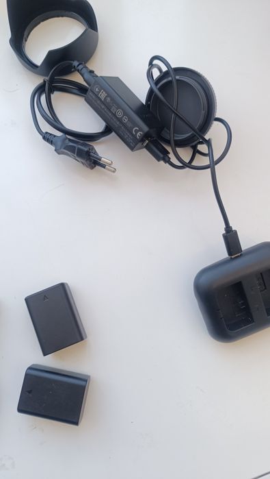 Maquina digital Sony Alpha 7 com lente 4 baterias e 2 carregadores