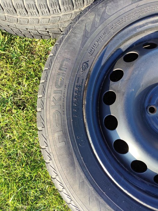 Opony całoroczne wielosezonowe Nokian all weather plus 195/65/15 kompl