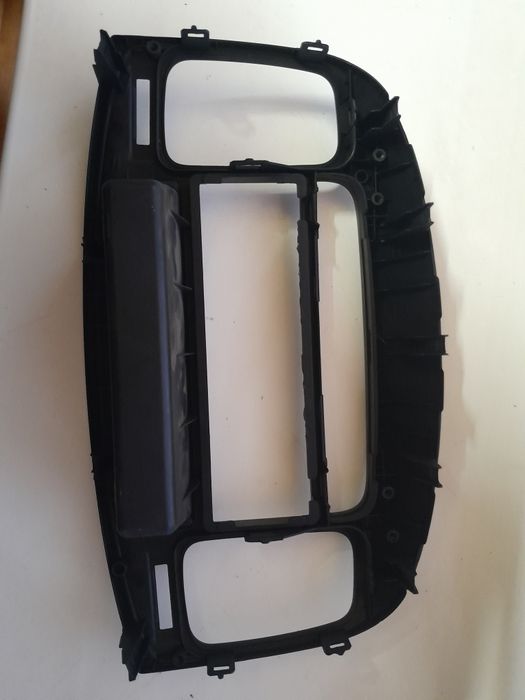 Магнитофон pioneer и рамка хюндай акцент