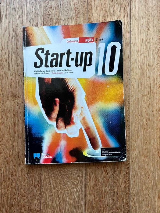 Start-Up 10º ano - Manual escolar Inglês