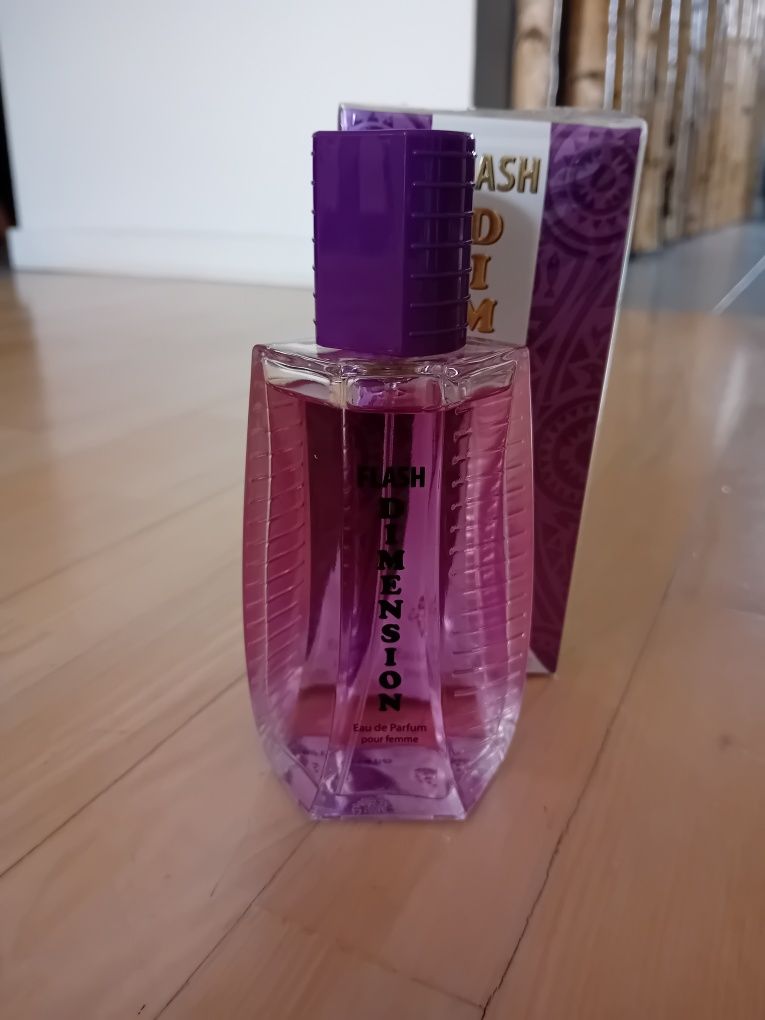 Perfumy damskie nowe 100ml
