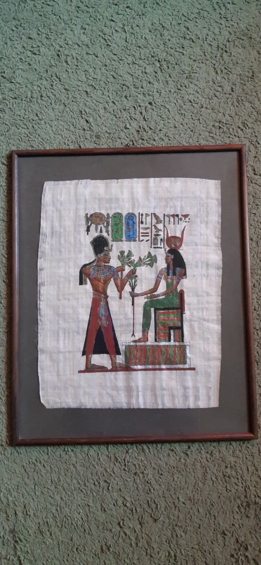 Papirus w ramce.