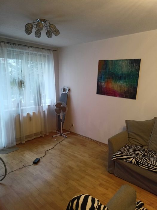 Bezpośrednio sprzedam mieszkanie