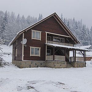 Відпочинок у садибі в Буковелі,довгострокова оренда