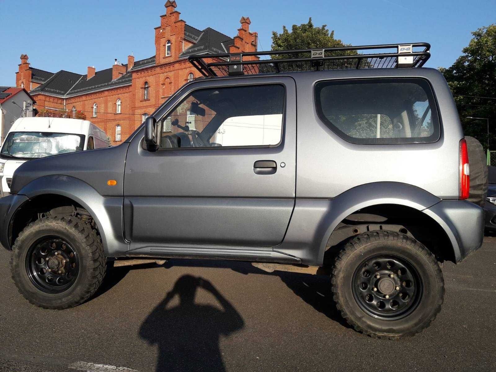 Fajna i zgrabna terenówka - Suzuki Jimny