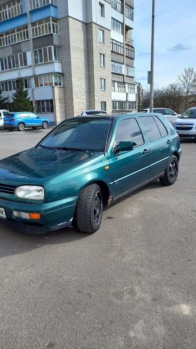 Продам гольф 3,автомат