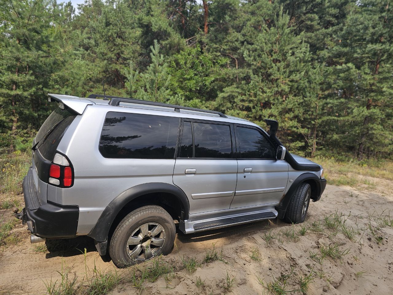 Продам  Mitsubishi Pajero Sport