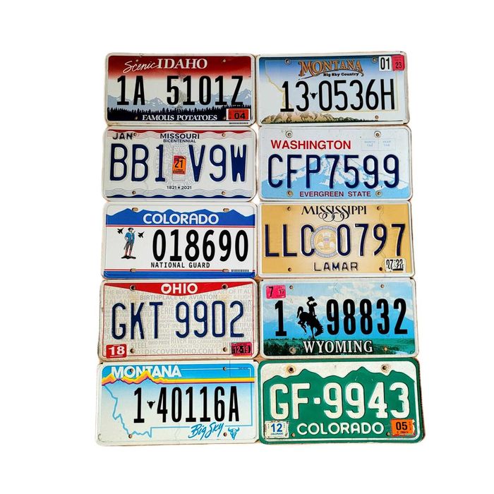 10 oryginalnych tablic rejestracyjnych z USA