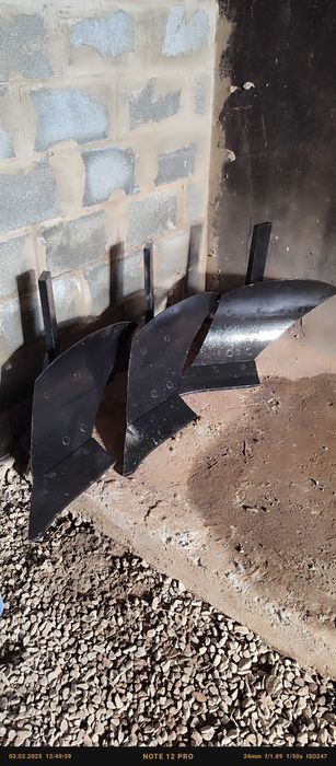 Лівостороній плуг 2+1