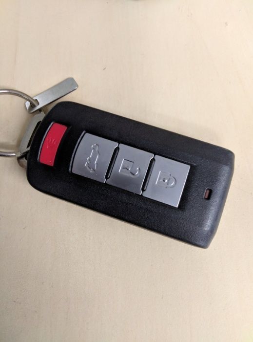 Відновлення ключів до автомобіля при повній втраті