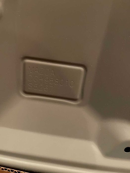 Двері передні  праві Mazda CX-30  нові оригінал