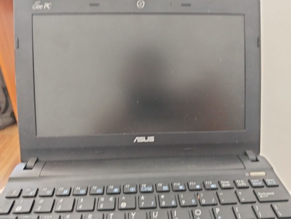 Laptop Asus windowsem 7