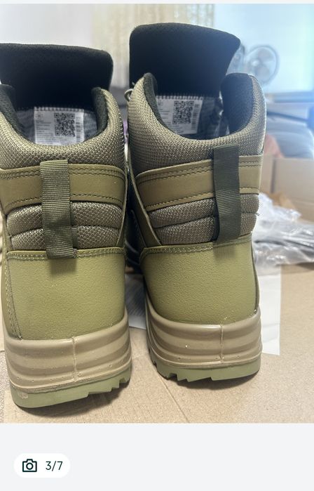 Продам зимние берцы нового образца.