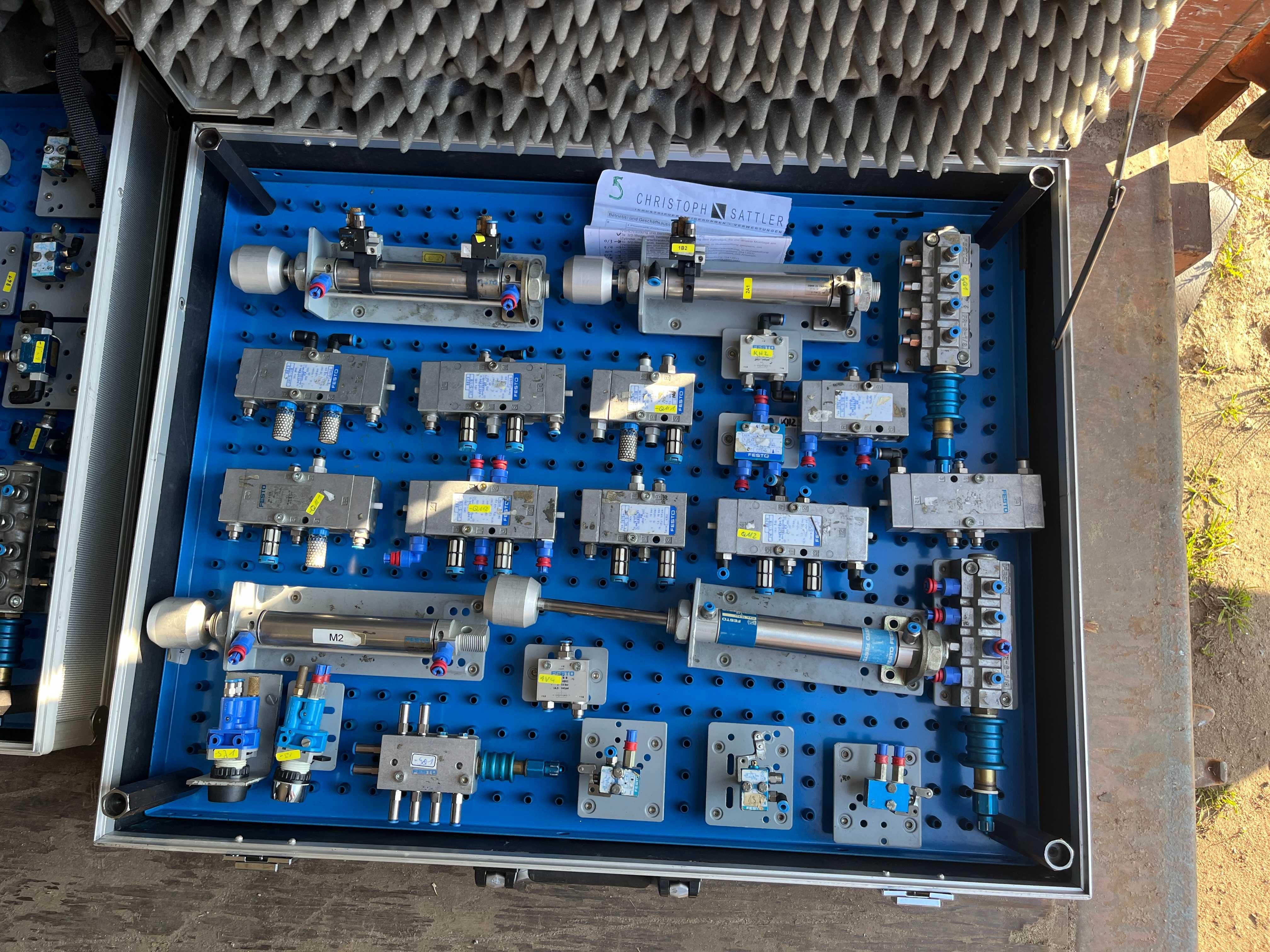 FESTO R-3-M5 Krańcówka pneumatyczna