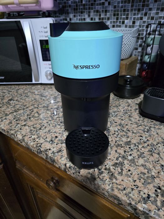 Máquina de café  Nespresso vertigo.
