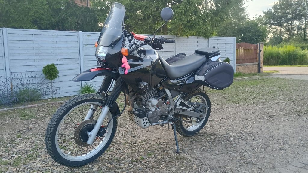 Honda nx650 dominator
