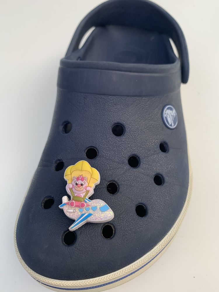 Przypinka do crocs