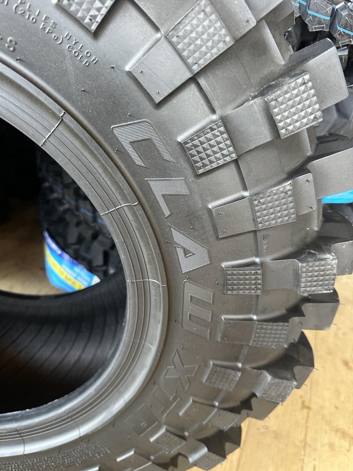 Шини Journey claw 35/12,5r16