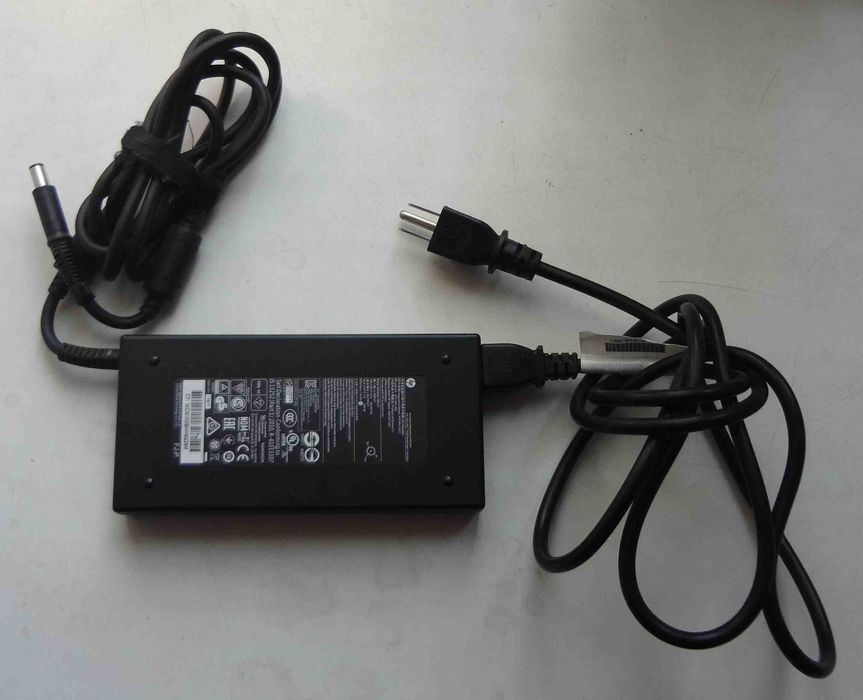 Блок питания для ноутбука HP 19.5V 7.7A HSTNN-CA27 150W зарядка