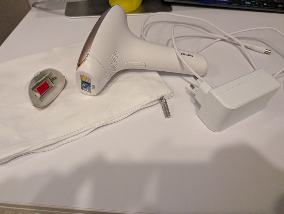 Фотоепілятор Philips Lumea SC1997/00 серії 7000