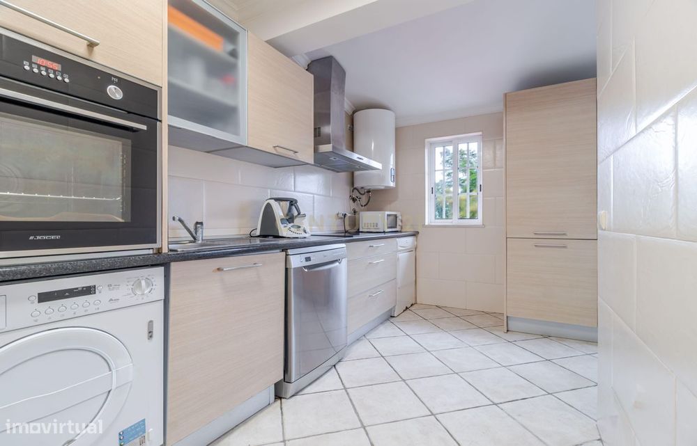 Apartamento T3 Remodelado (T4 de origem) em Setúbal