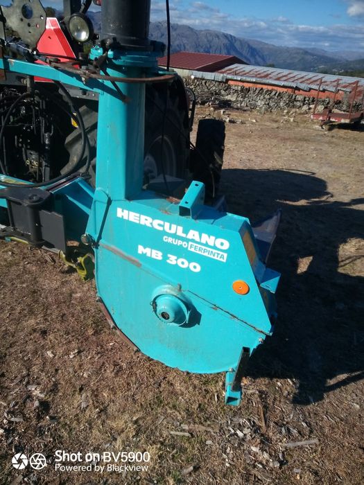 Ensilafeira 1 linha MB 300