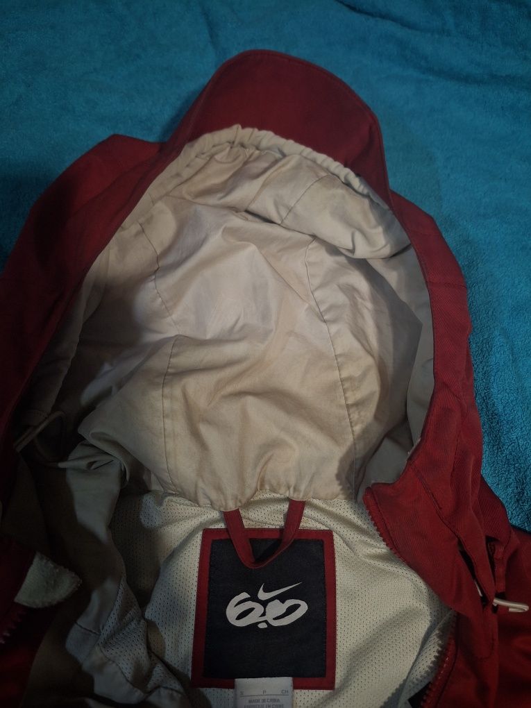 Зимова куртка Nike 6.0
