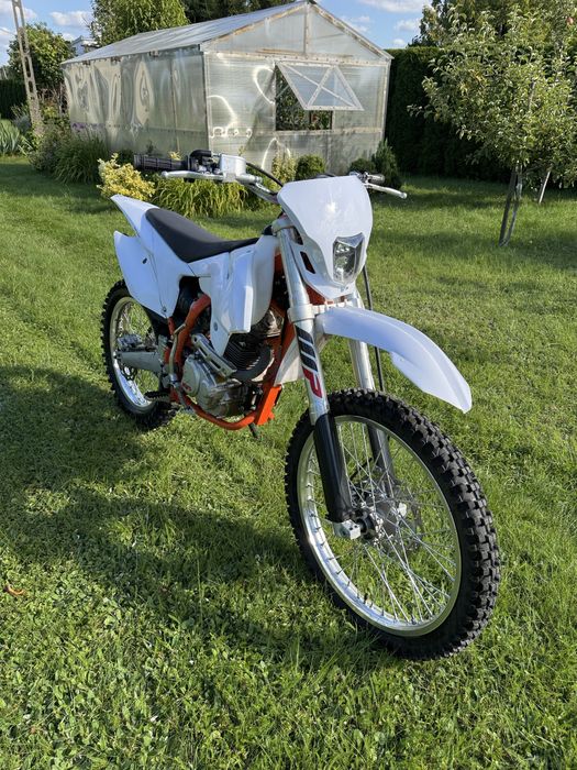 Wypożyczalnia Motocykli Crossowych