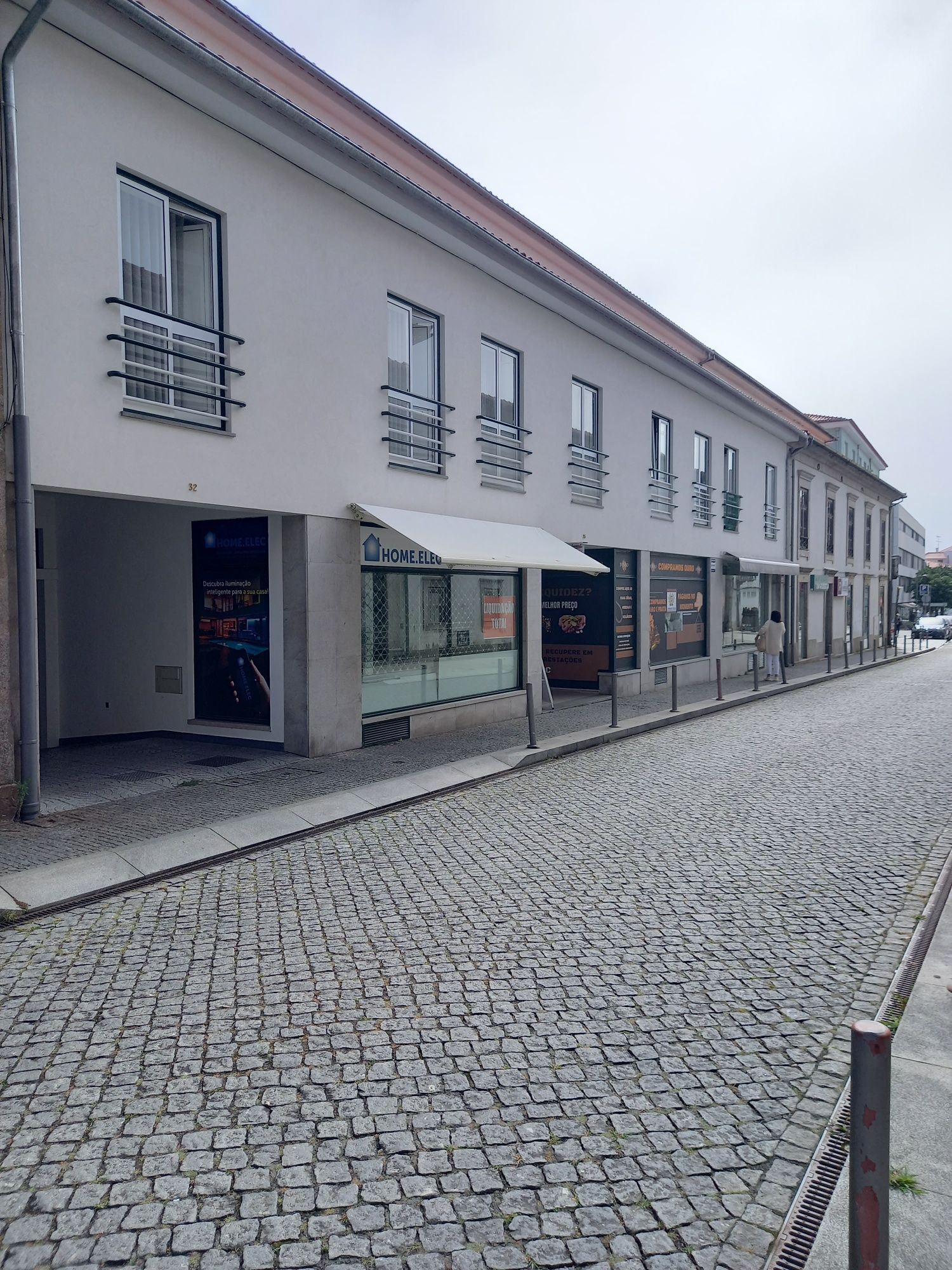 Garagem centro da cidade.