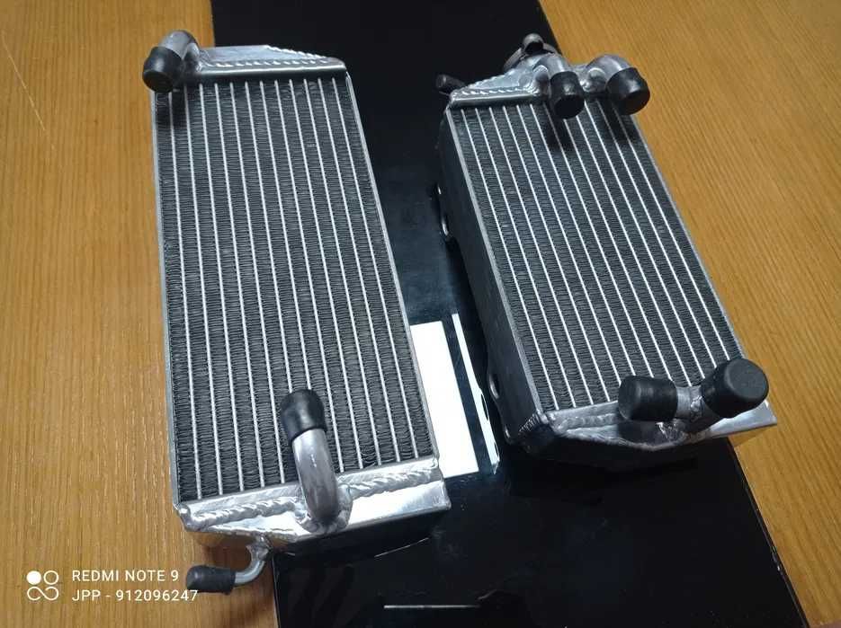 Radiador SUZUKI RMZ450 do ano de 2005