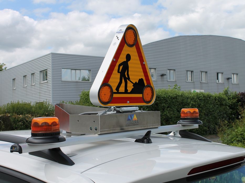 Trójkąt ostrzegawczy elektryczny