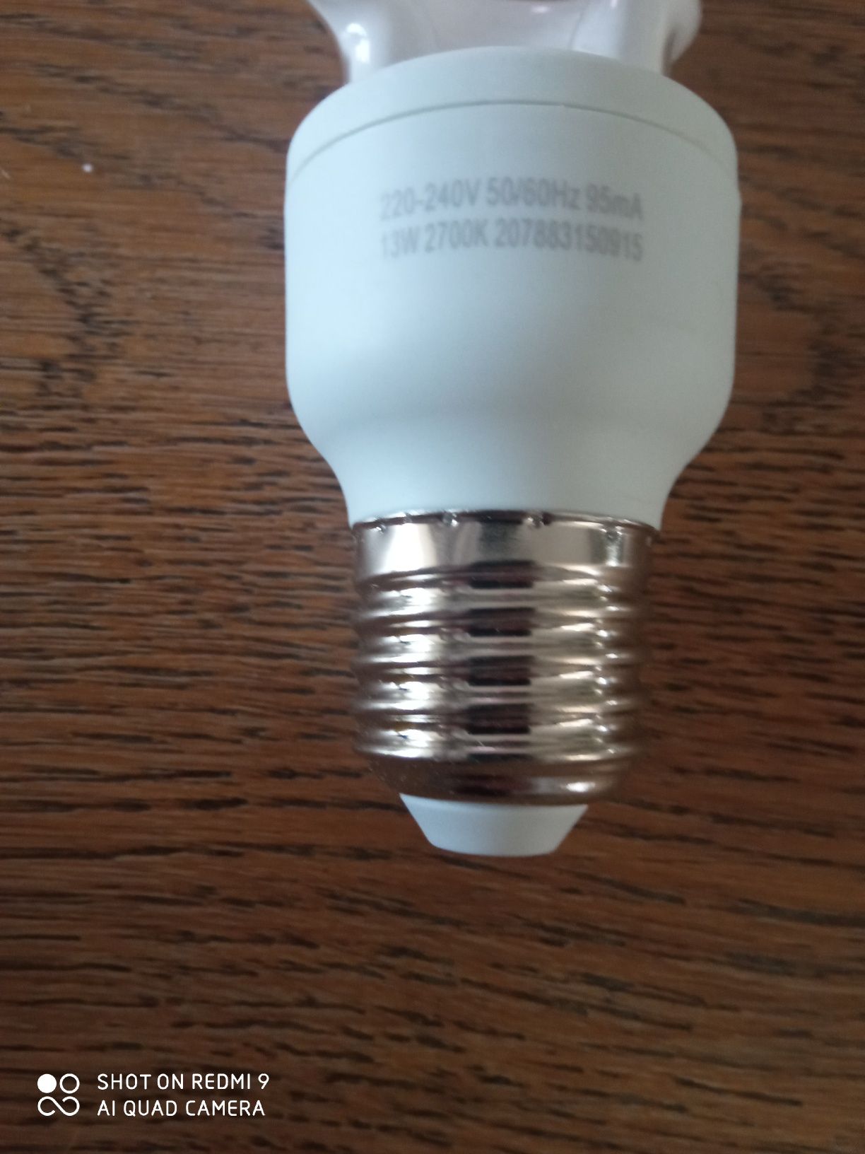 Żarówki energooszczędne E14 i E27