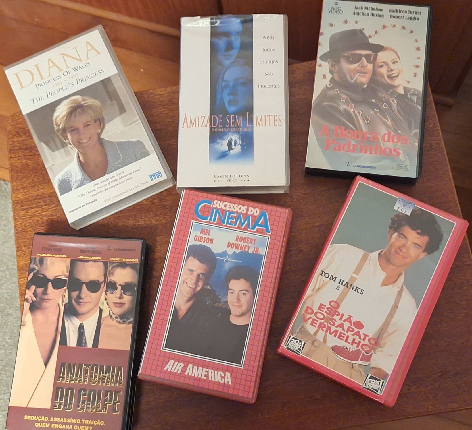 11 Cassetes vídeo vhs vários géneros