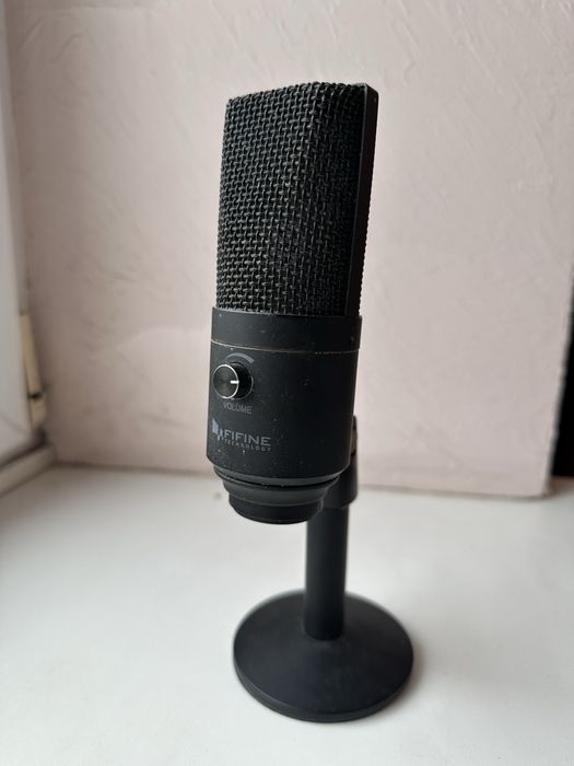 провідний мікрофон Fifine