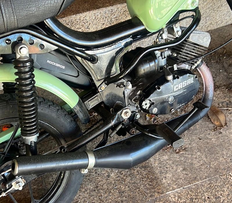 Motor casal 2V e escape m90