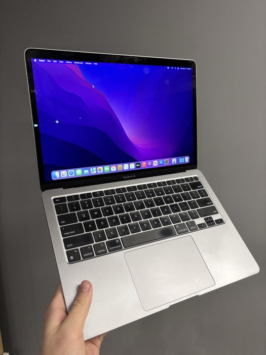Macbook Air M1 8/256gb, дешево, все ідеально працює