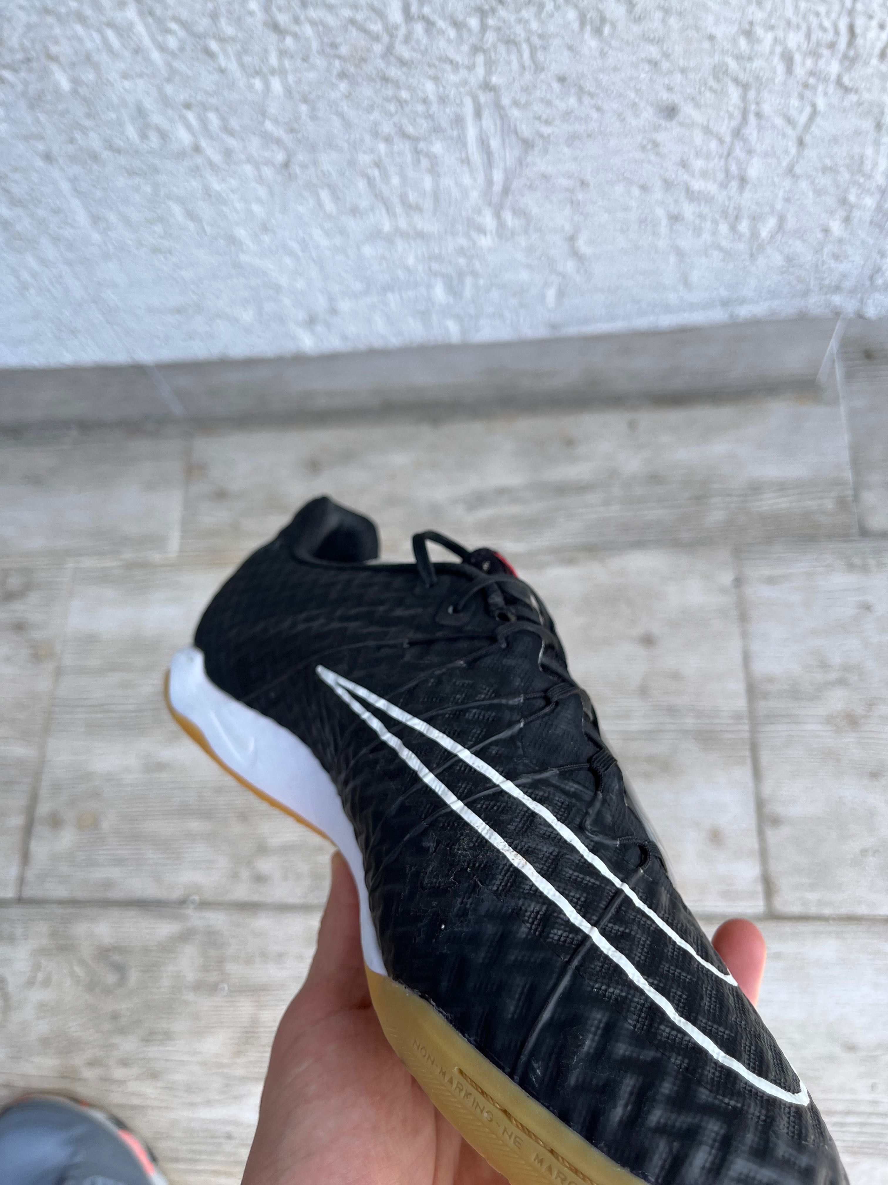 buty piłkarskie Nike hypervenom x Finale IC