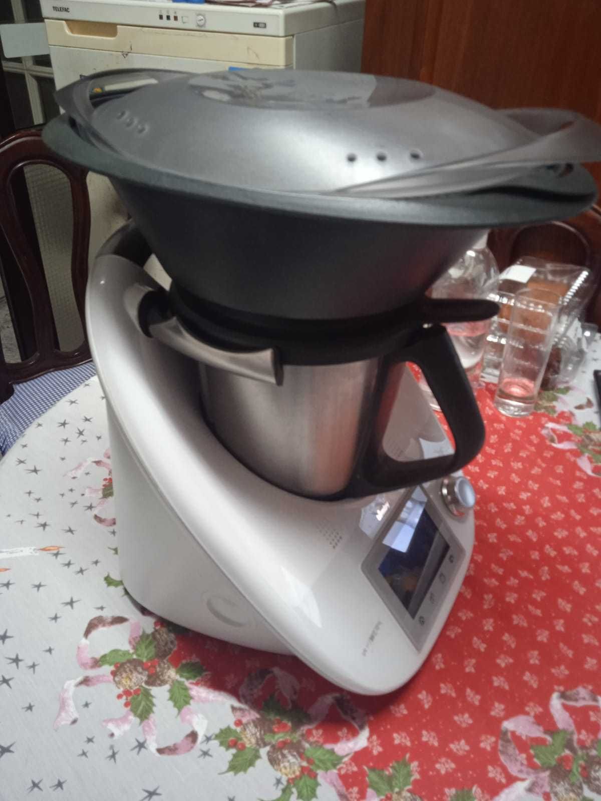 VENDO ROBÔ DE COZINHA BINBY TM5