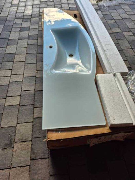 Umywalka szklana pod zabudowę