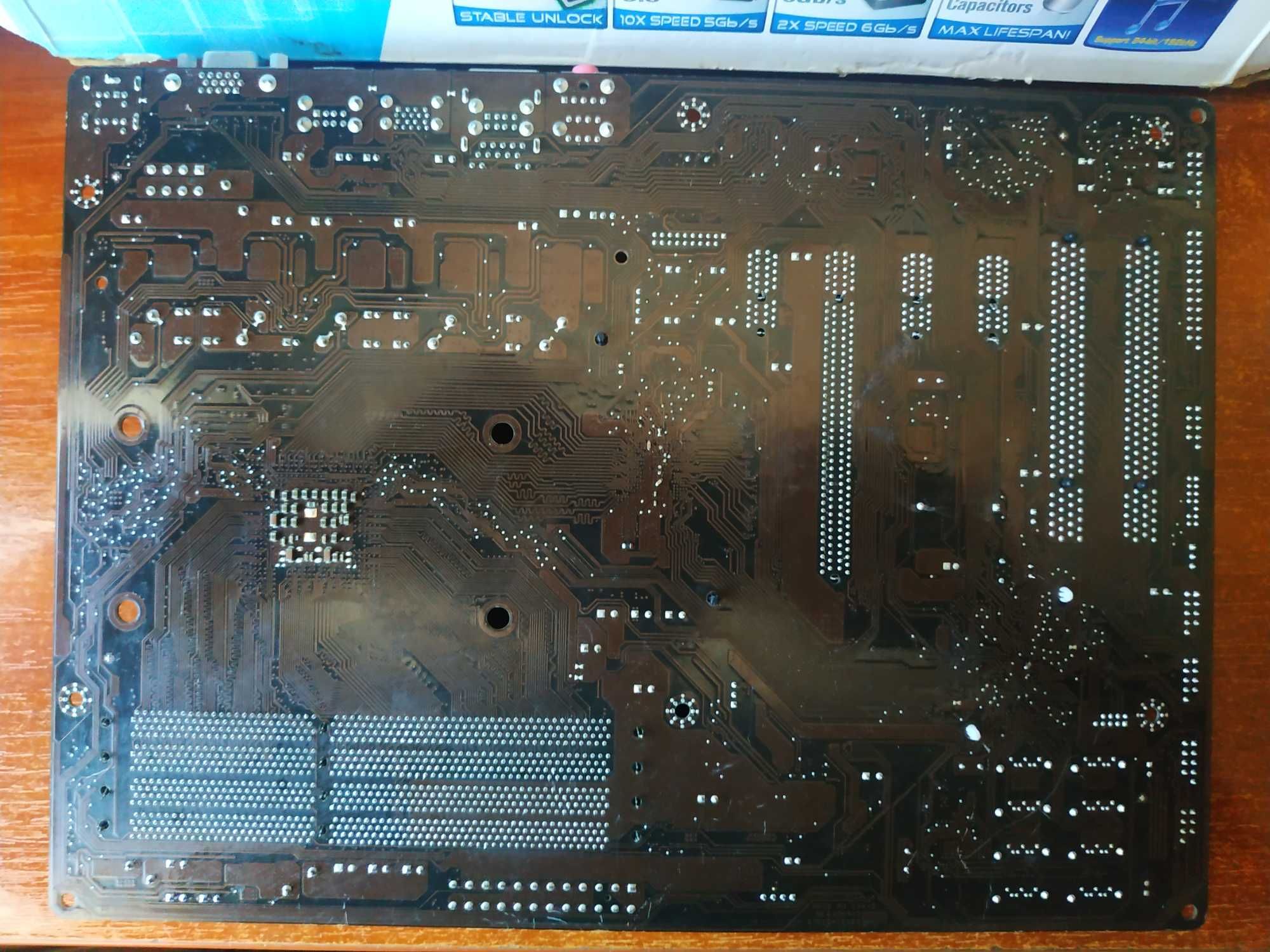 материнка АМ3+ MSI 760P43-FX  не рабочая