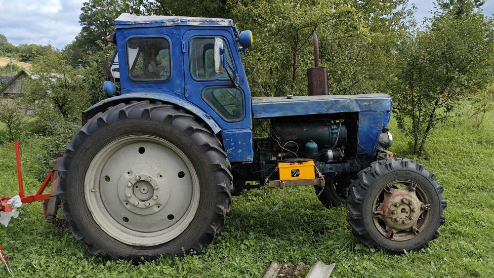 Трактор  ХТЗ Т-40ам