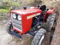 Trator Shibaura 4x4 com documentos