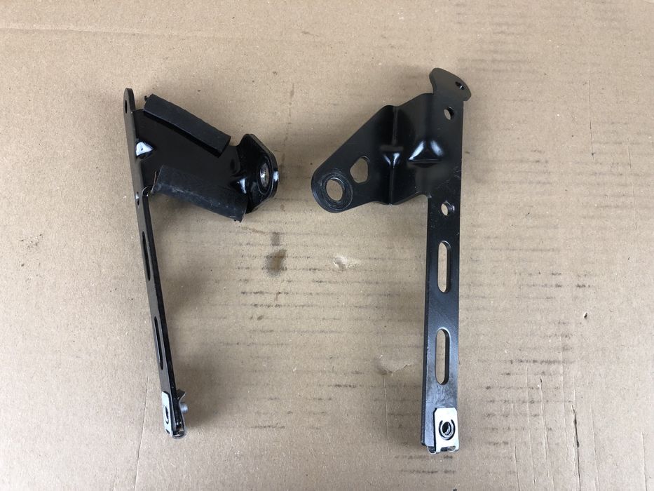 Aprilia Tuono 125 Uchwyty Mocowania Silnika Mocowanie Prawe Lewe